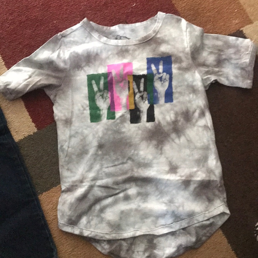 Girls shirt 6/7